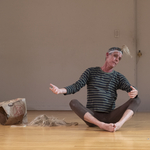 Scott Heron — <a href="https://redesign.cathyweis.org/calendar/december-4-2022-scott-heron-daniel-lepkoff-and-sakura-shimada-cathy-weis" target="outside">December 4, 2022</a><br/>
Photo by Anja Hitzenberger